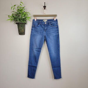 Democracy 6 Freedom Ankle Skimmer Skinny Medium Wash Mid Rise Stretch Jeans